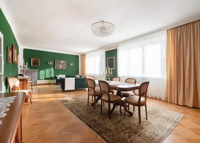 Renoviertes Bauernhaus mit Garten in Ruhelage