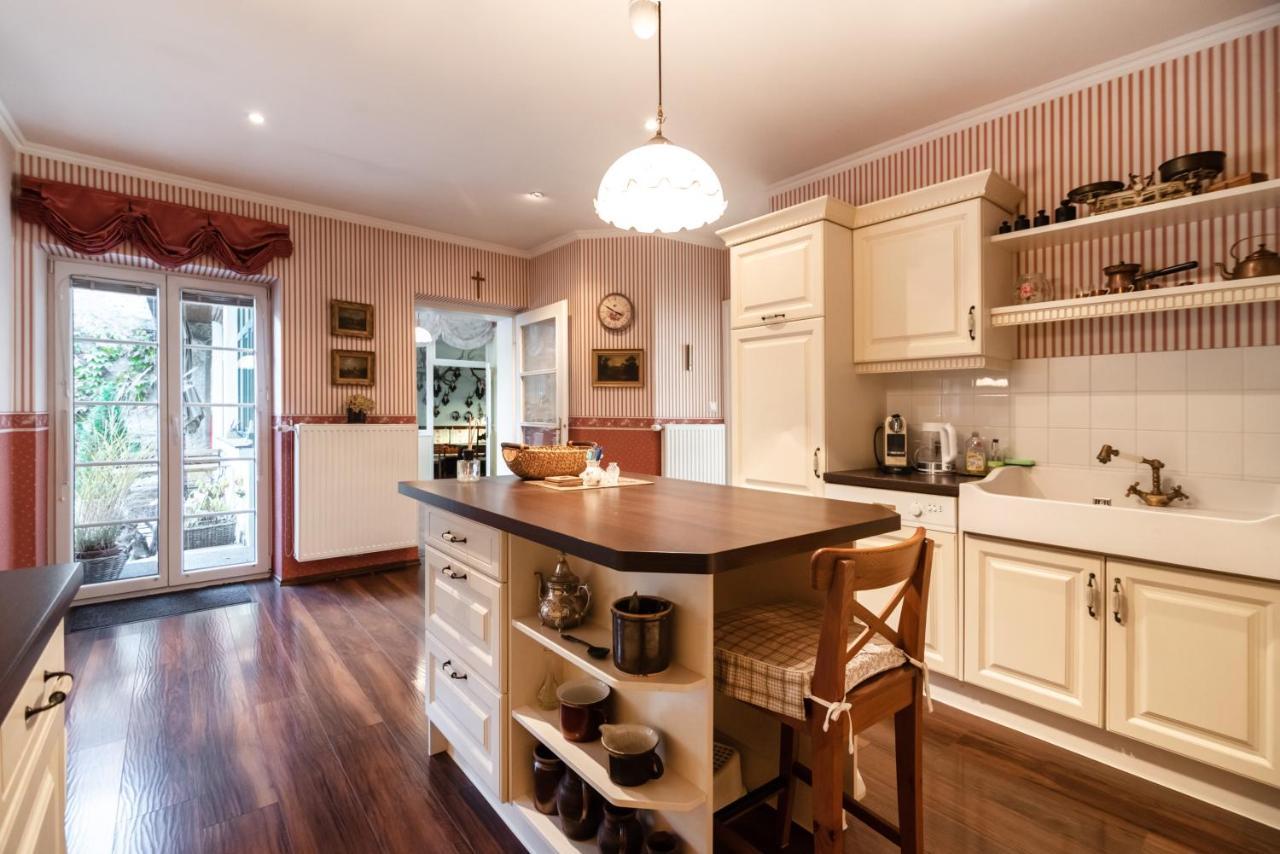 Appartement Renoviertes Mit Garten In Ruhelage Vienne