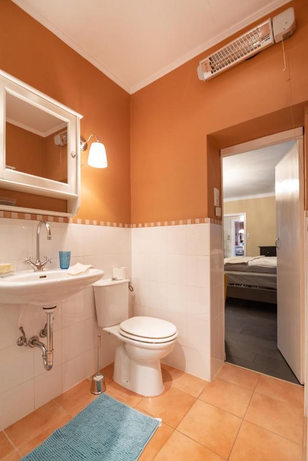 Appartement Renoviertes Mit Garten In Ruhelage *